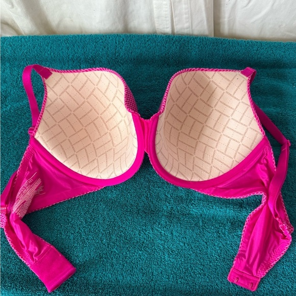 32DD Victoria's Secret Uplift Semi Demi Convertible Underwire Bra Hot Pink - Picture 6 of 6